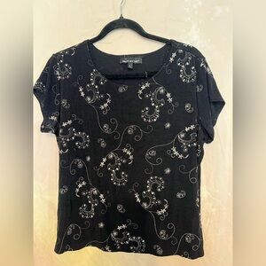 Briggs New York Black Top with White Floral Design